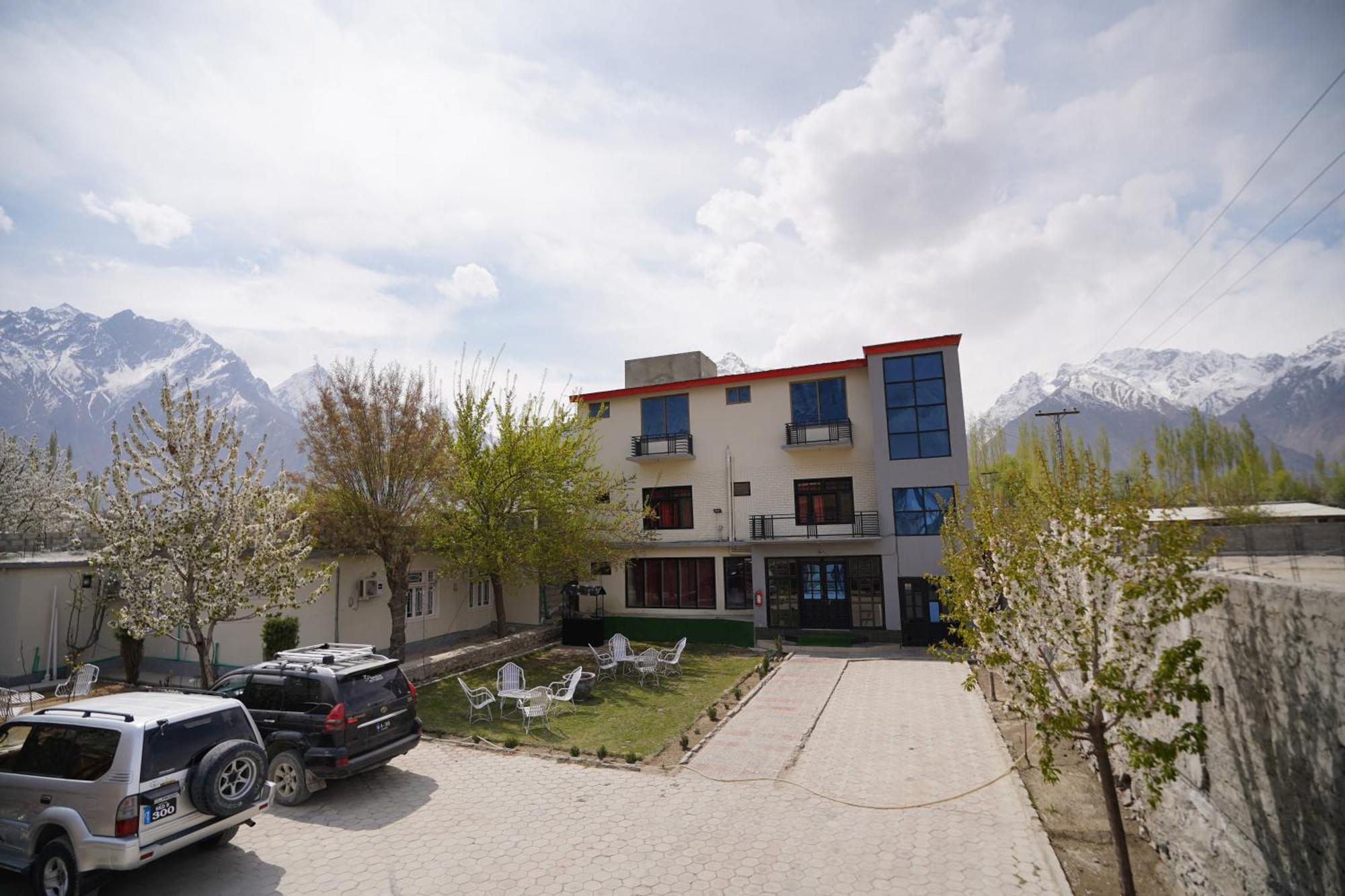 Green Orchard Skardu Esterno foto